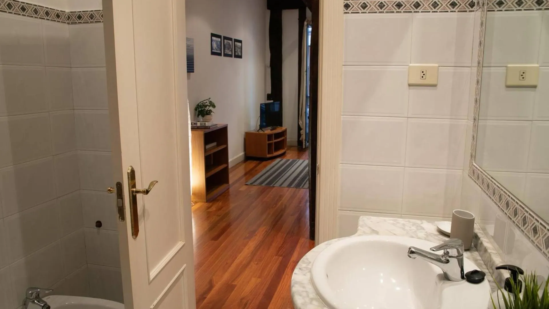Apartamento Barrenkale Old Town Alde Zaharra Bilbao España
